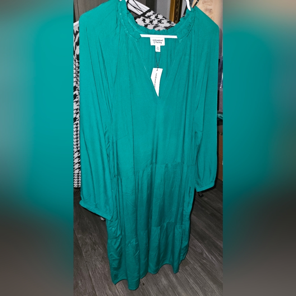 Women's Emerald Green Relaxed Tunic with V-Neck The Drop Size XXL